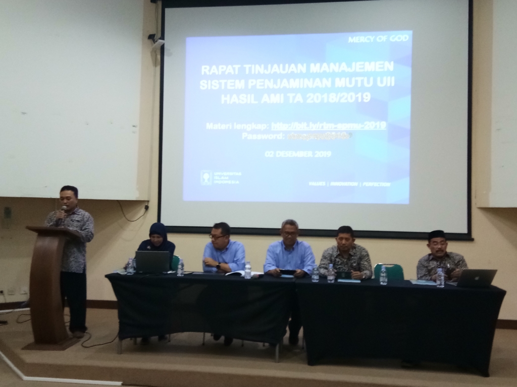 UII Selenggarakan Rapat Tinjauan Manajemen SPM Universitas Hasil AMI 2018/2019.